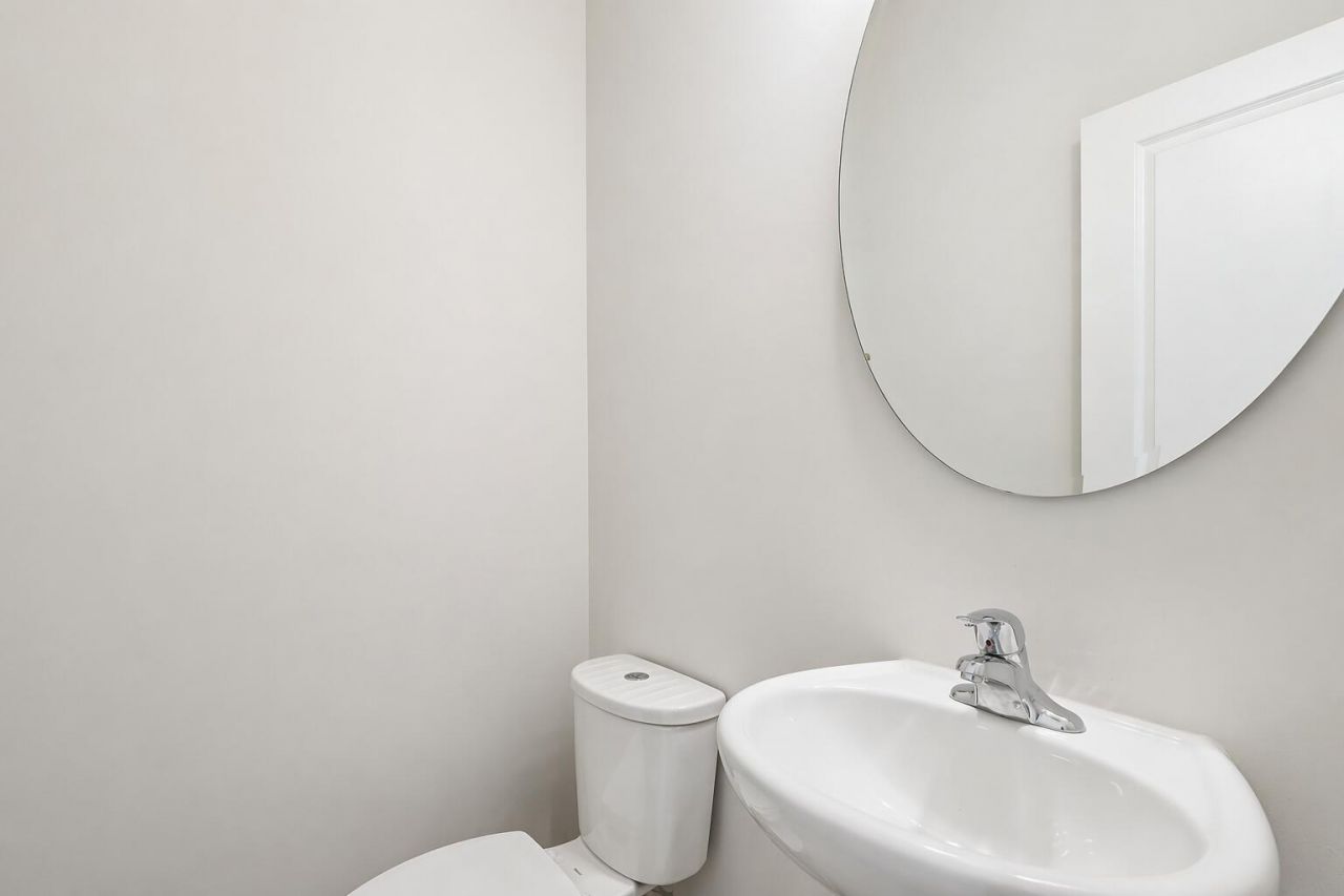 306 Pathfinder Way Photo 14