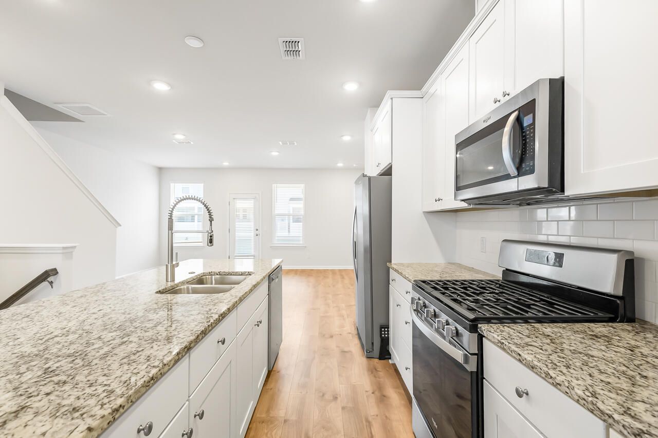 306 Pathfinder Way Photo 21