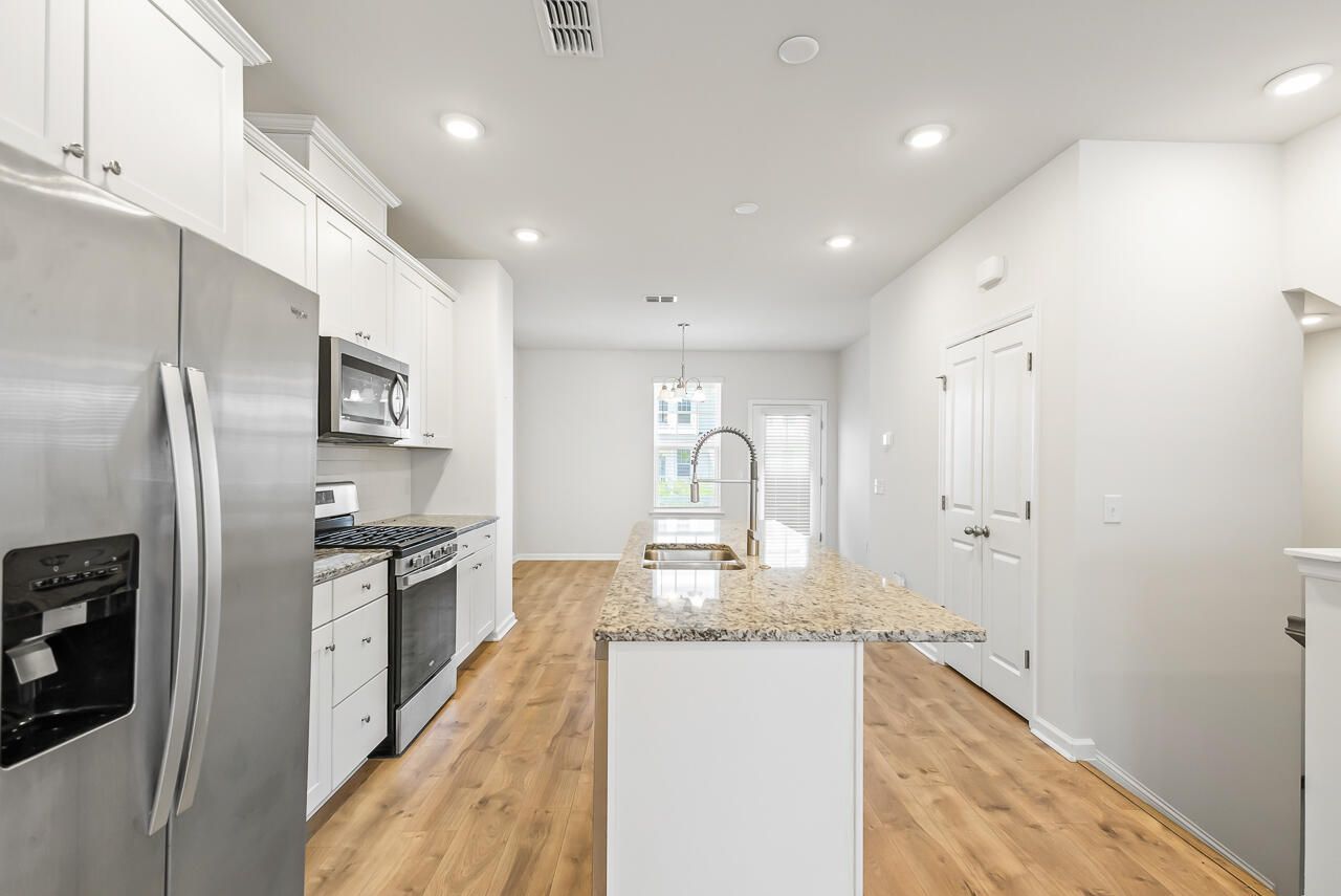 306 Pathfinder Way Photo 30