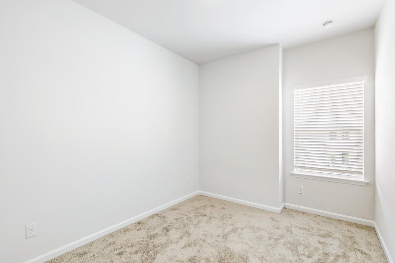 306 Pathfinder Way Photo 46