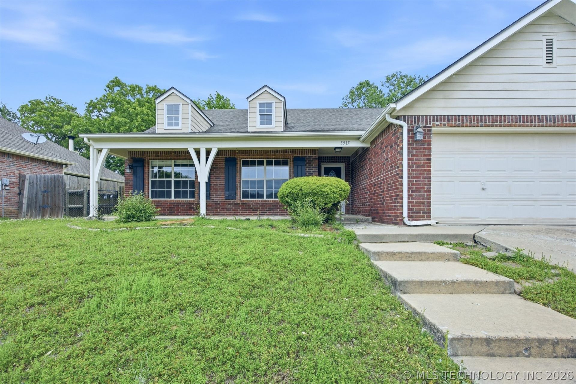 3917 S 74th Avenue W, Tulsa, OK 74107 Main Photo