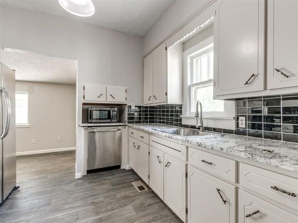 1024 S 13th Street, Chickasha, OK 73018