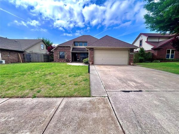 1808 SE 15th Street, Moore, OK 73160