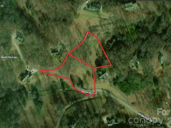 18 Indian Hills Drive , Whittier, NC 28789