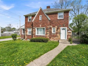 17303 Invermere Avenue, Cleveland, OH 44128