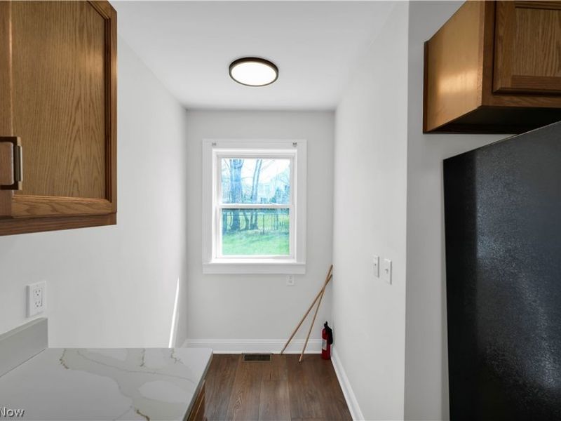 17303 Invermere Avenue, Cleveland, OH 44128 Photo 13