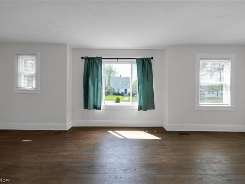 17303 Invermere Avenue, Cleveland, OH 44128 Photo 14