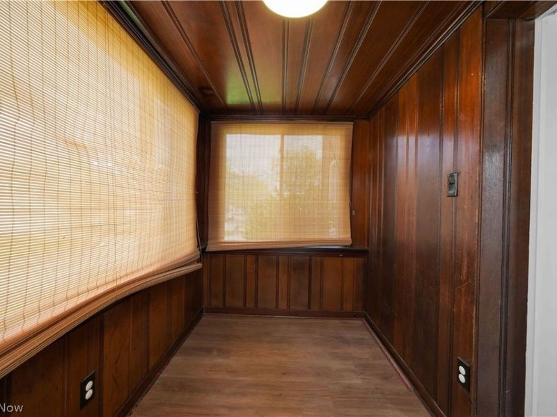 17303 Invermere Avenue, Cleveland, OH 44128 Photo 29