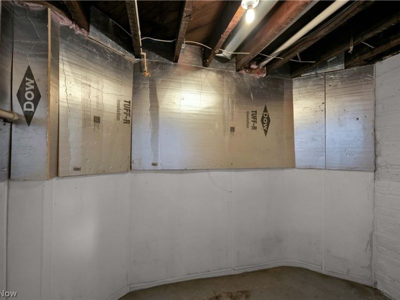 17303 Invermere Avenue, Cleveland, OH 44128 Photo 35