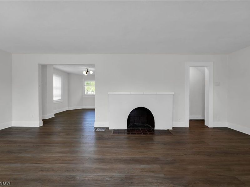 17303 Invermere Avenue, Cleveland, OH 44128 Photo 4