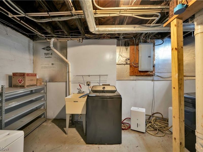 17303 Invermere Avenue, Cleveland, OH 44128 Photo 40