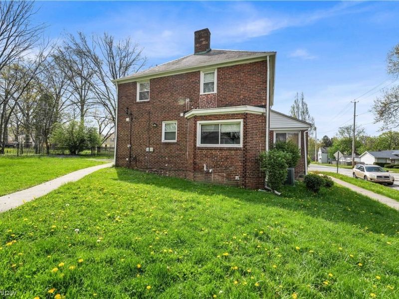 17303 Invermere Avenue, Cleveland, OH 44128 Photo 46