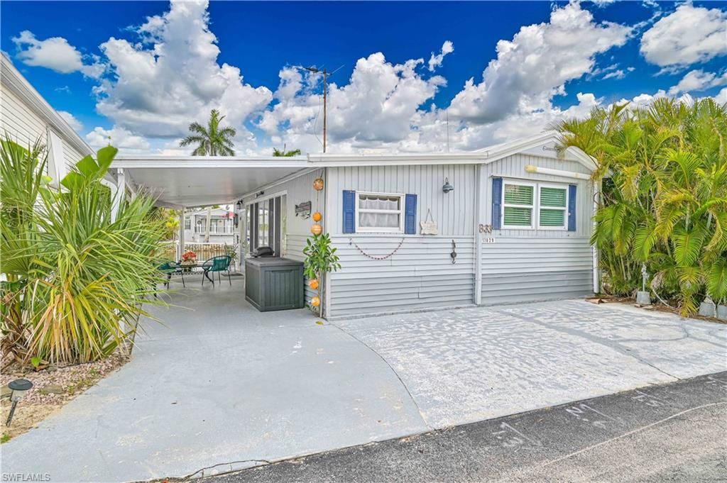 17029 Puppy Dog Dr, Fort Myers, FL 33908 Photo