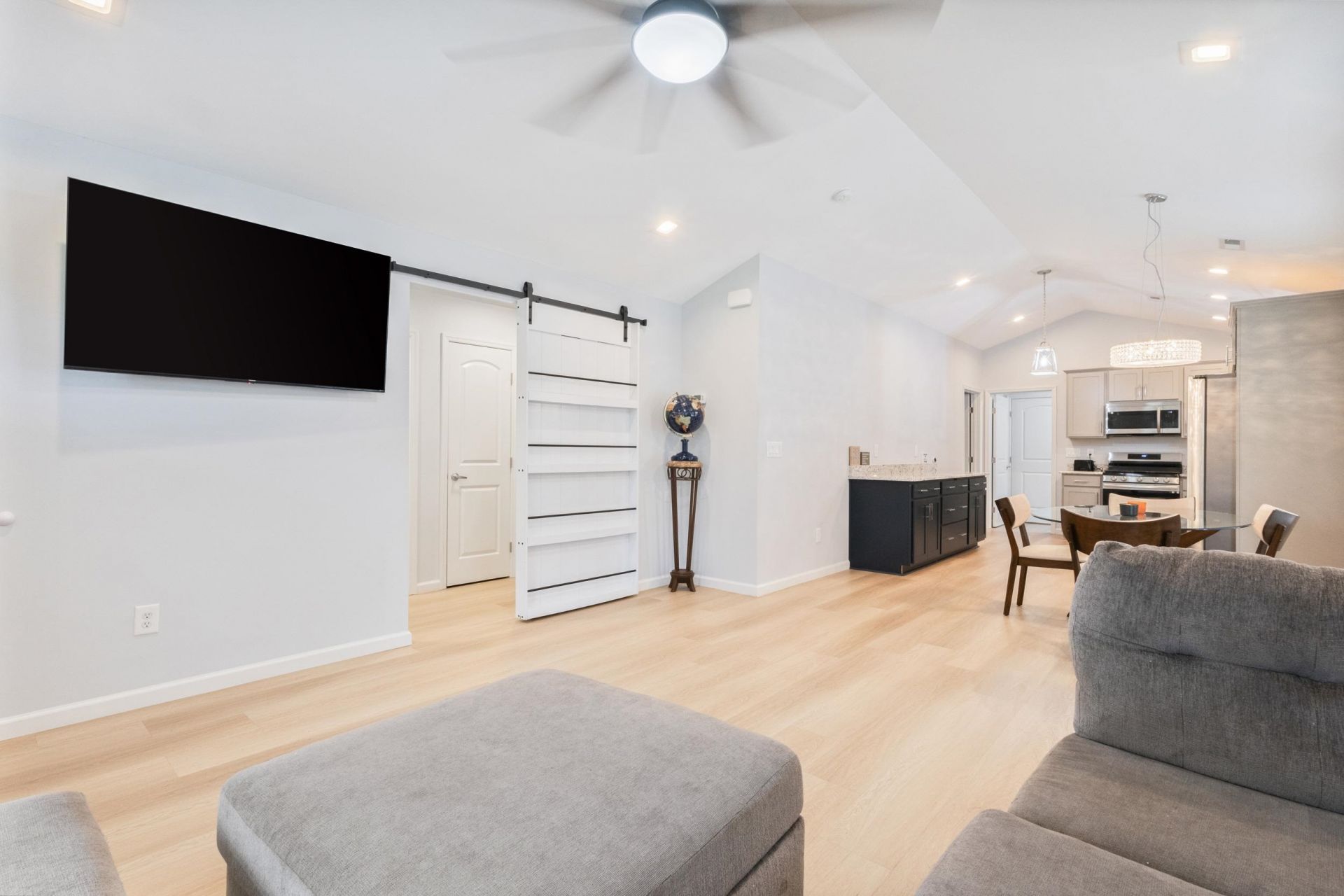 395 Pine Oaks Farm Rd. Photo 15