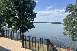 150 Janes Lane photo 4