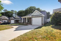 112 Dundee Court photo 4