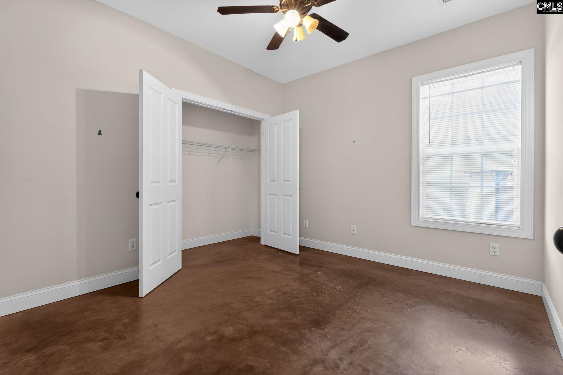112 Dundee Court Photo 21