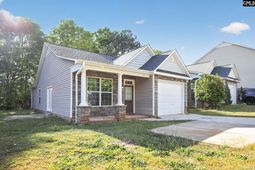112 Dundee Court photo 4