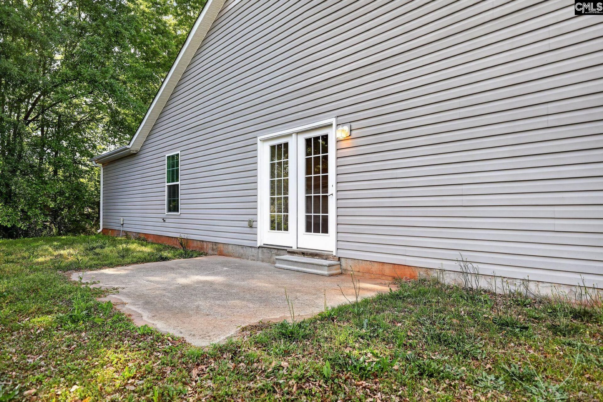 112 Dundee Court Photo 33