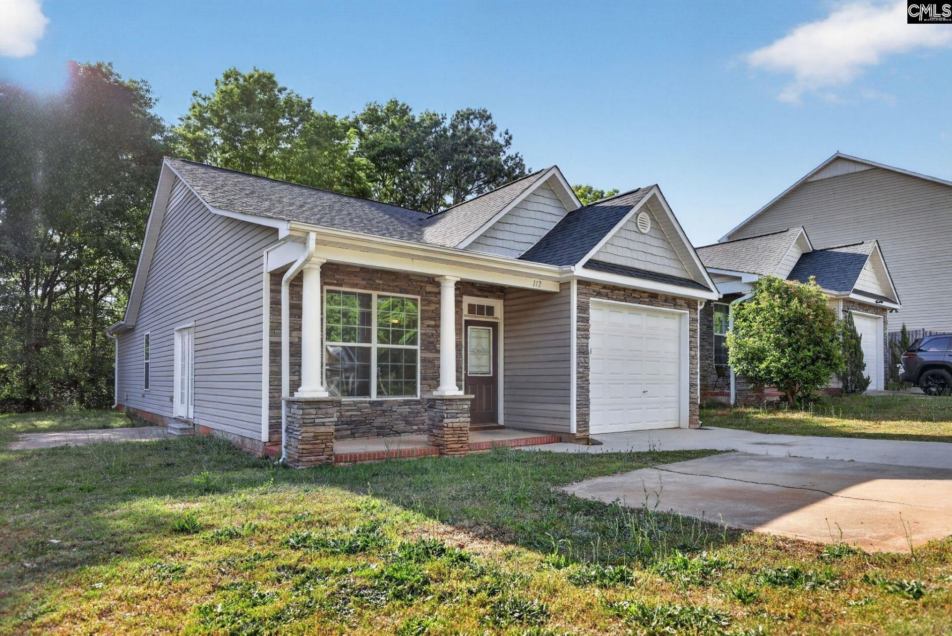 112 Dundee Court Photo 4