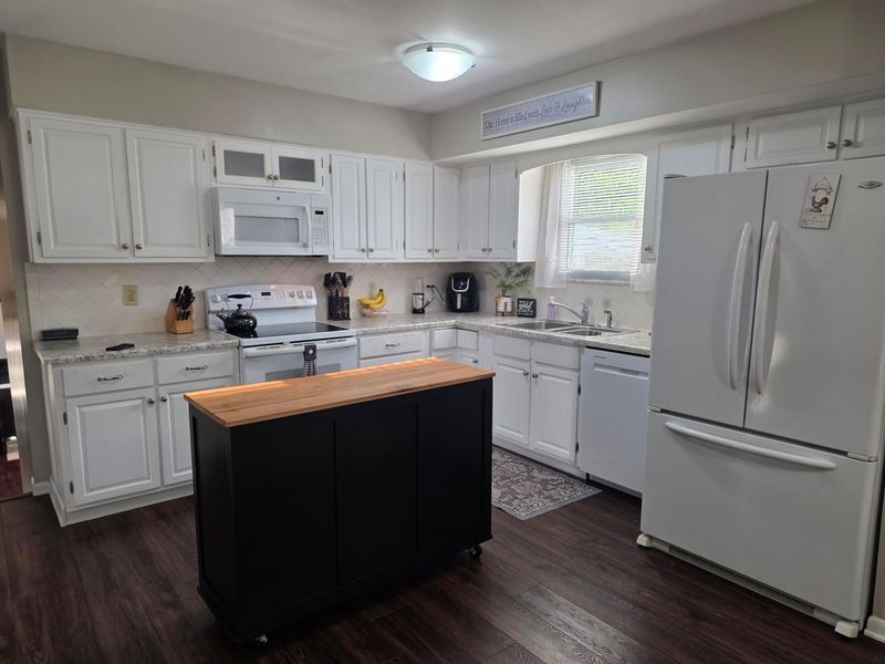 6013 Darby Lane, Columbus, OH 43229 Photo 10