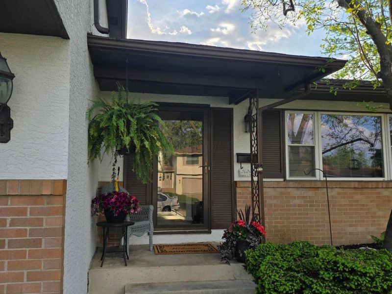 6013 Darby Lane, Columbus, OH 43229 Photo 3