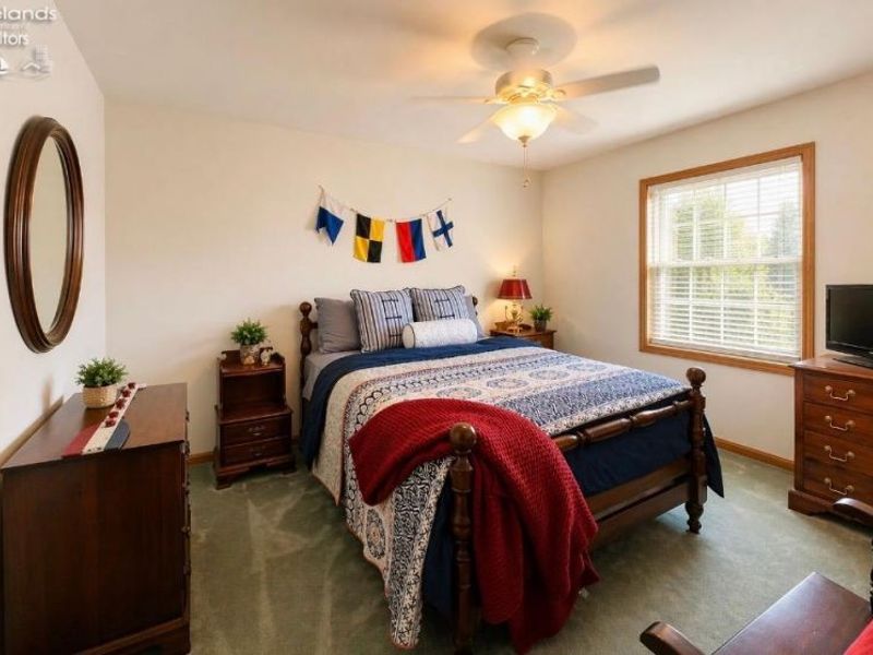 1541 N Anchor, Port Clinton, OH 43452 Photo 16