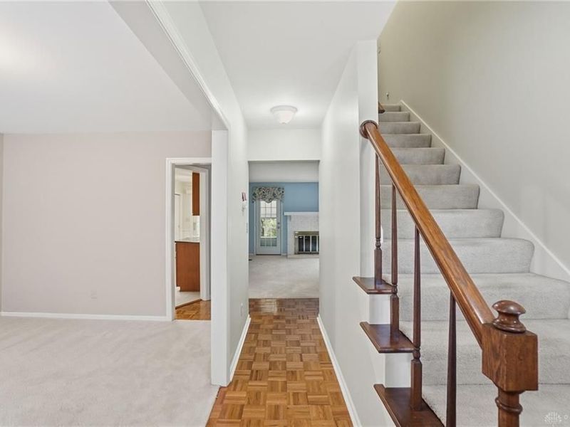 2 Nicholson Court, Washington Township, OH 45459 Photo 6