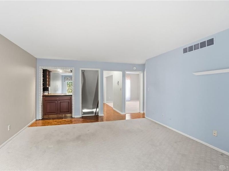 2 Nicholson Court, Washington Township, OH 45459 Photo 8