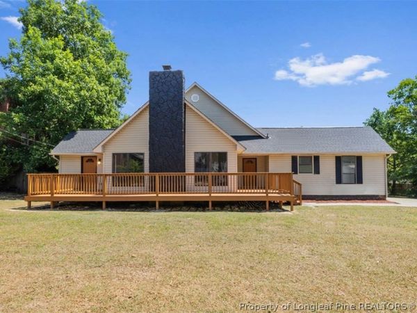 6391 Hawfield Drive, Fayetteville, NC 28303