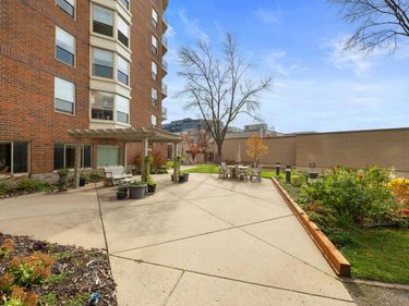 1425 W 28th Street W, Unit 218, Minneapolis, MN 55408