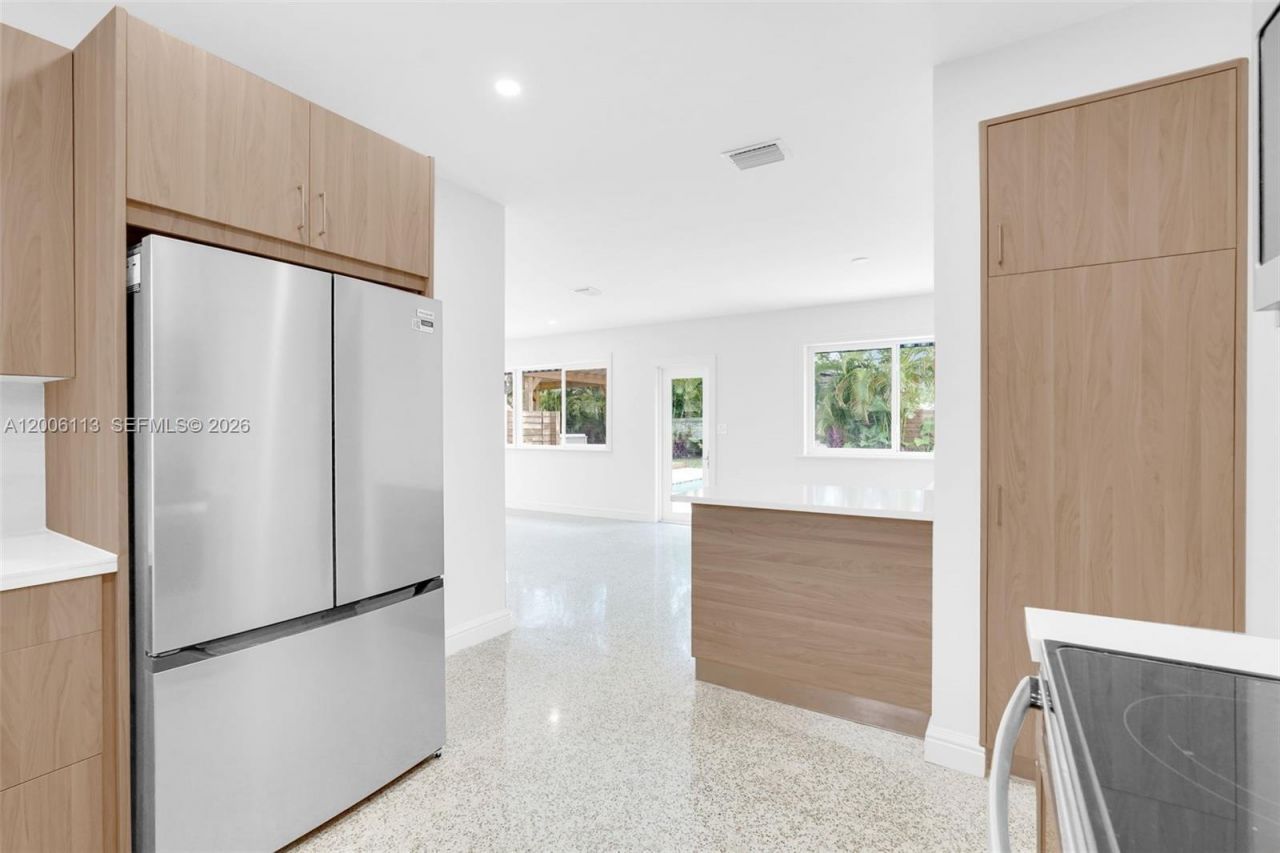 2 NW 89th St , El Portal, FL 33150 Photo