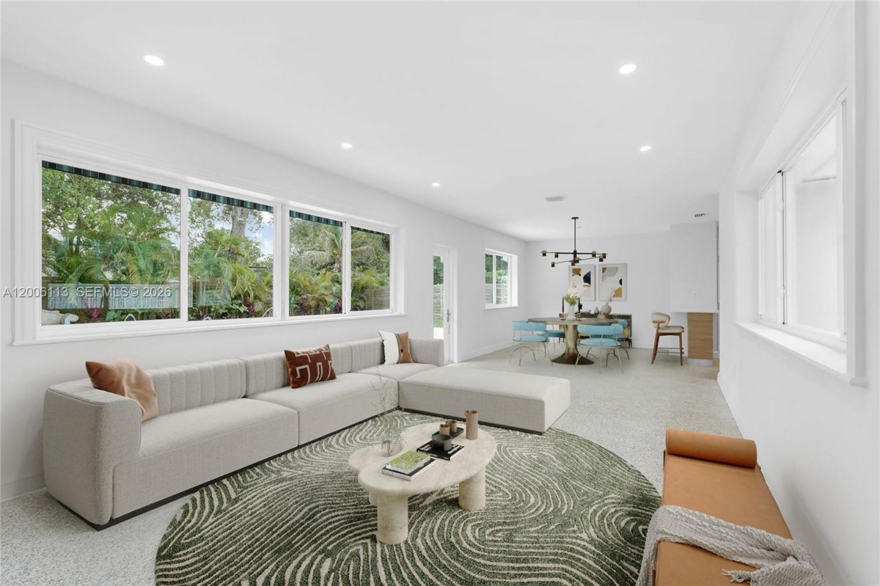 2 NW 89th St , El Portal, FL 33150 Photo