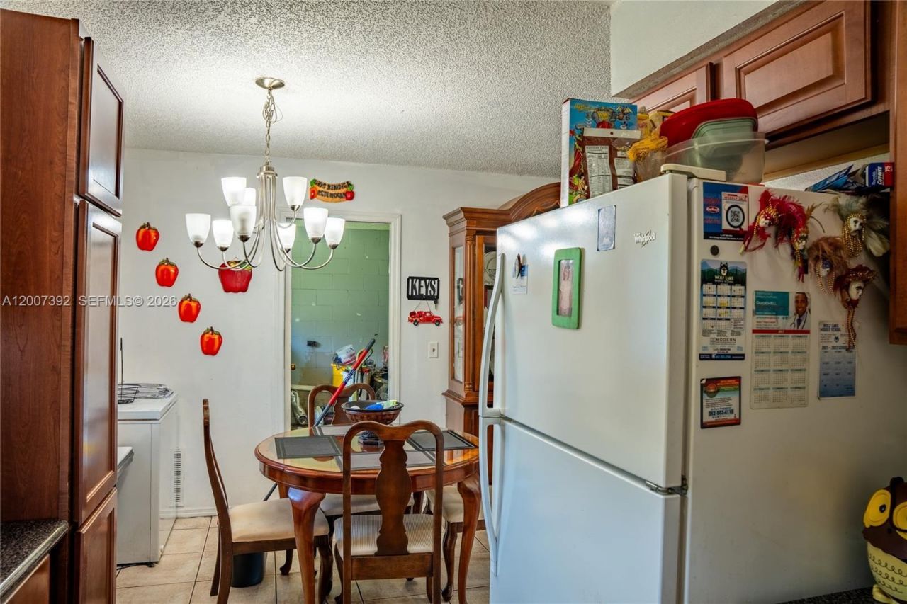 6924 Holly Creek Rd , Orlando, FL 32798 Photo