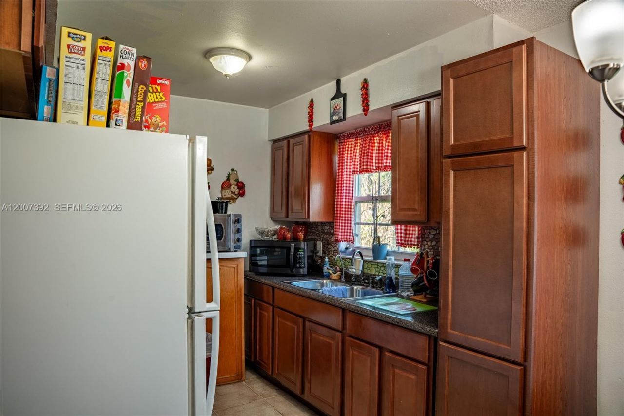 6924 Holly Creek Rd , Orlando, FL 32798 Photo