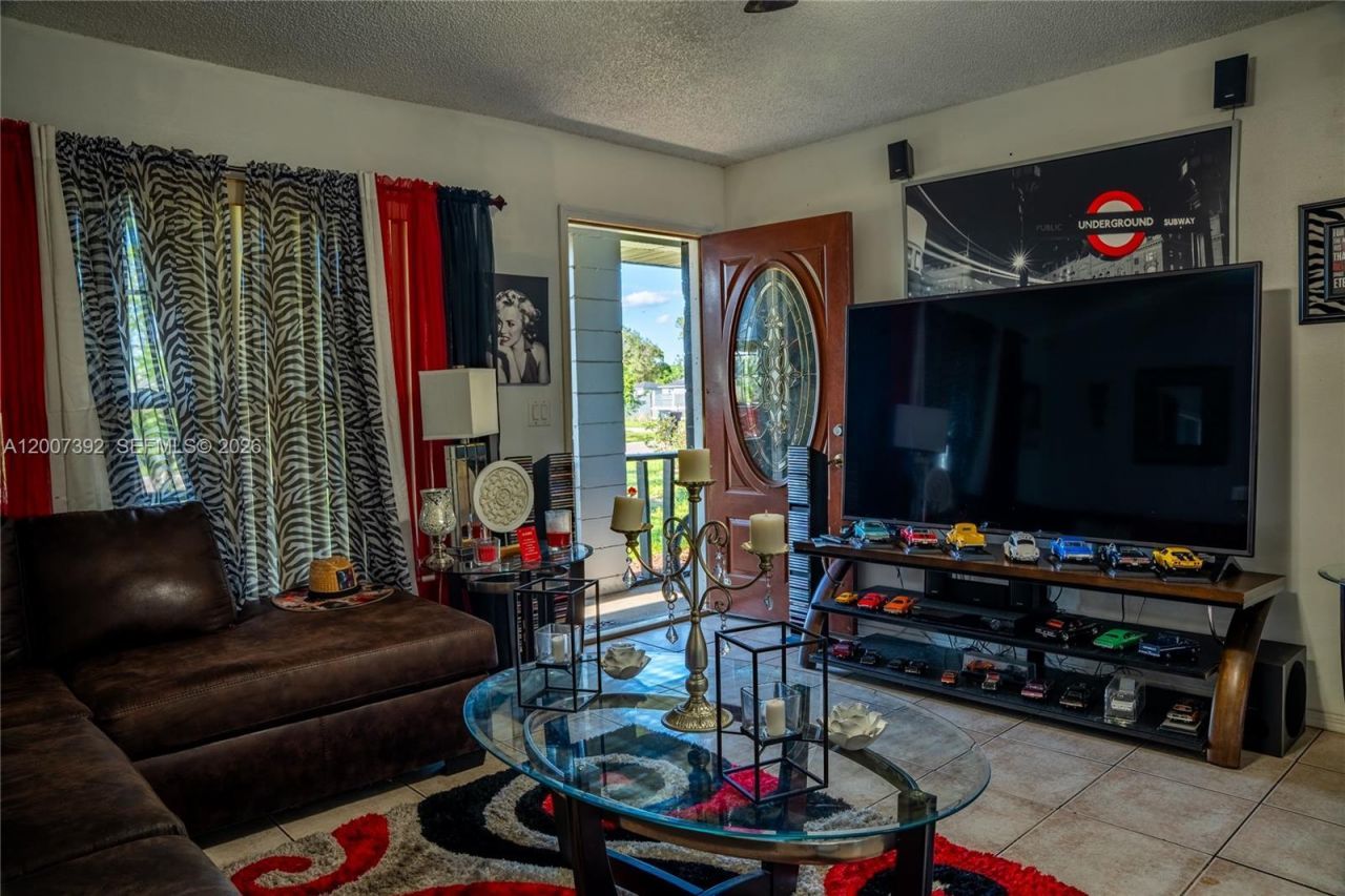 6924 Holly Creek Rd , Orlando, FL 32798 Photo