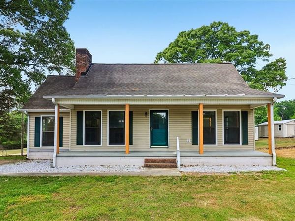 556 Hitchcock Road , Dallas, GA 30157