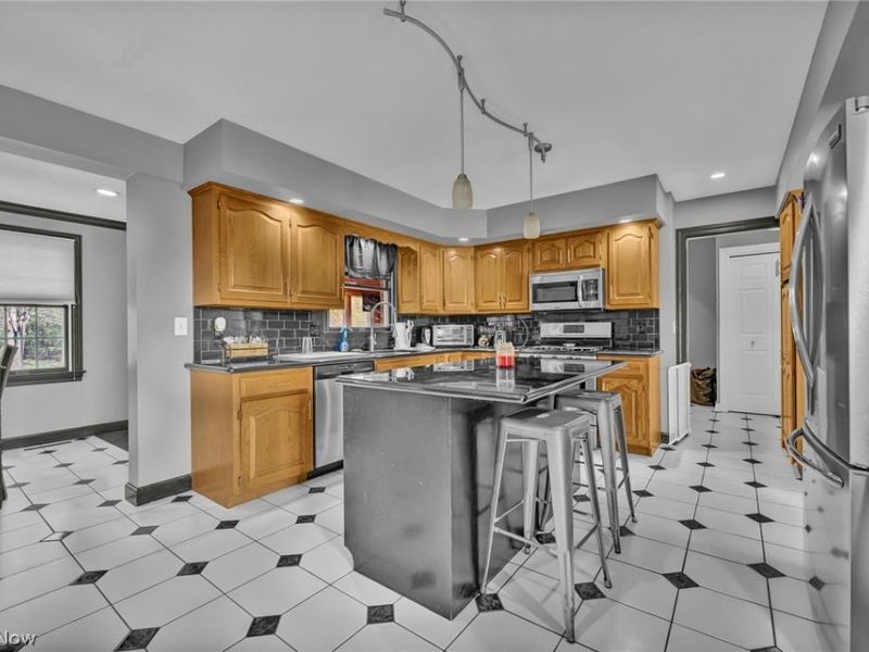 6172 Margate Avenue NW, Canton, OH 44718 Photo 18