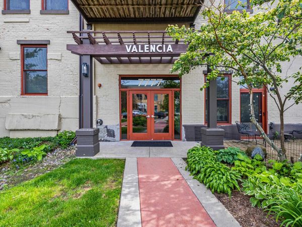 7777 Elmwood Avenue, Unit 211, Middleton, WI 53562