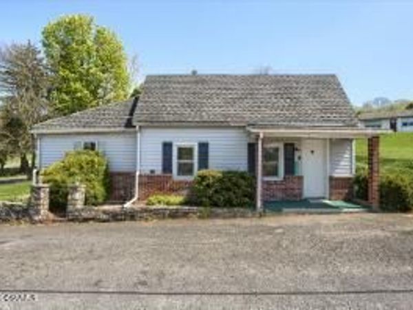 1810 ROUTE 147 , Dalmatia, PA 17017