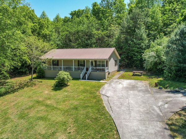 125 Unicoi Church Lane, Tellico Plains, TN 37385