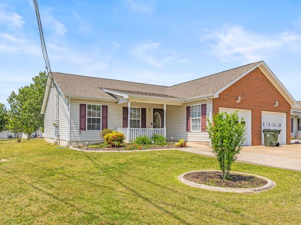 470 Flagstone Drive, Rossville, GA 30741