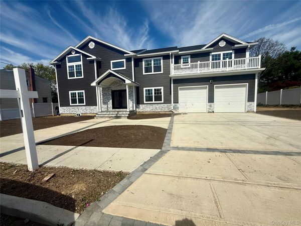 139 Miller Avenue , Amityville, NY 11701