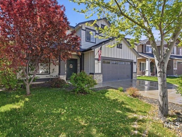 2741 W Marbeth Dr, Meridian, ID 83642