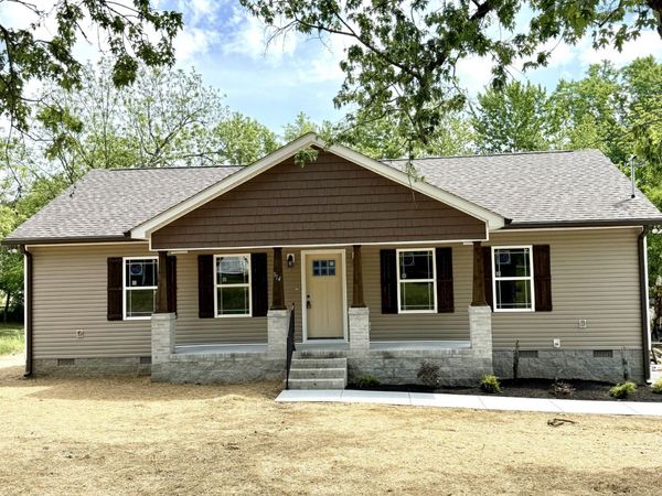 314 Spring St , Wartrace, TN 37183