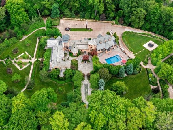 8900 Eagle Road , Kirtland, OH 44094