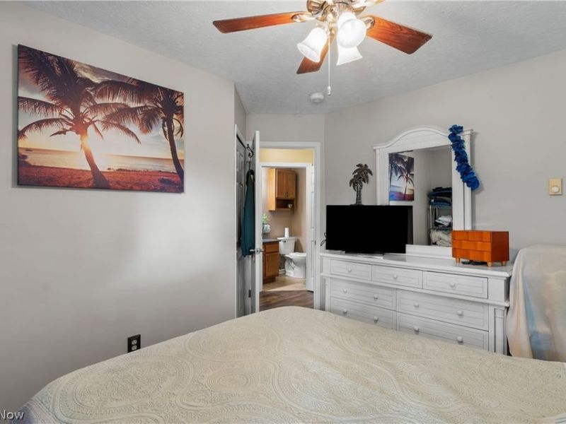 1995-1997 Rolling Meadows Lane, Akron, OH 44312 Photo 16