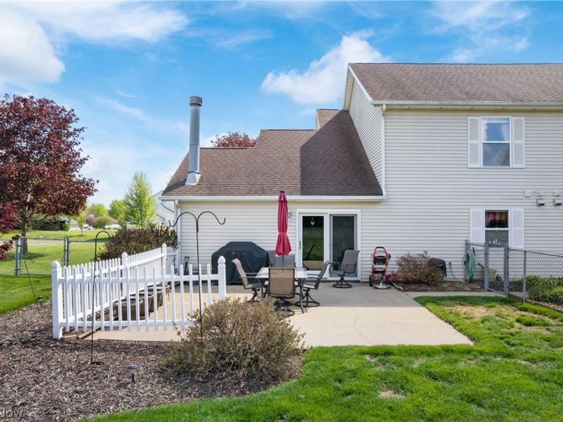 1995-1997 Rolling Meadows Lane, Akron, OH 44312 Photo 45