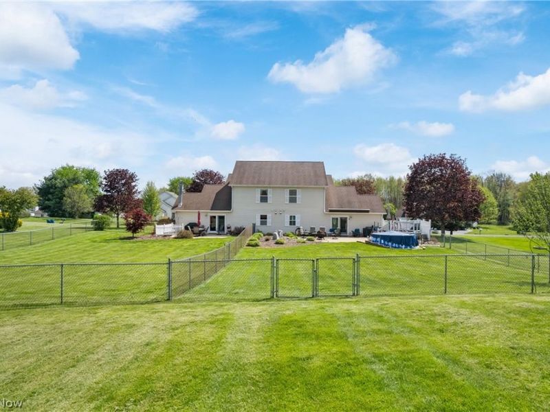 1995-1997 Rolling Meadows Lane, Akron, OH 44312 Photo 46