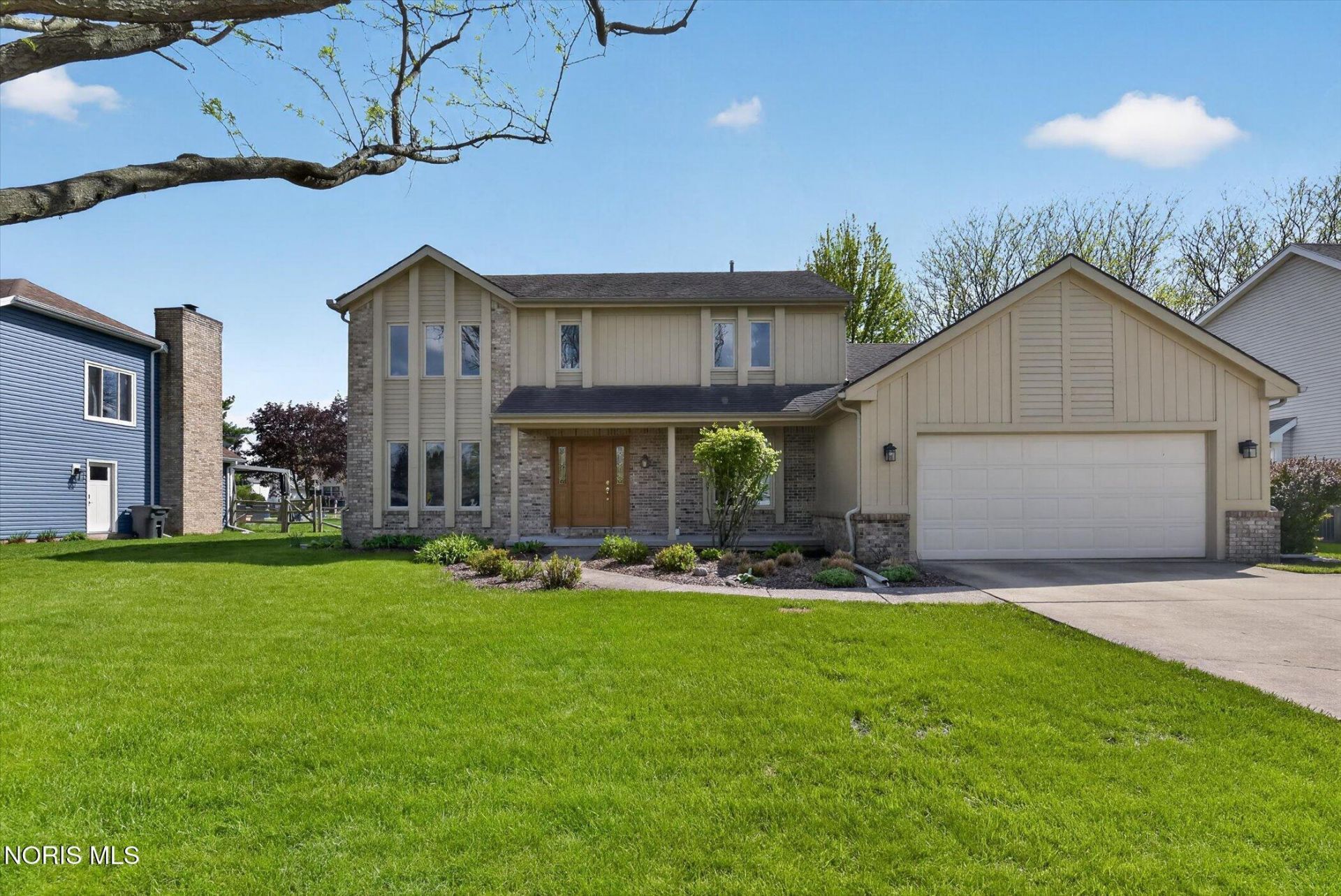 1284 Woodstream Road, Perrysburg, OH 43551 Main Photo